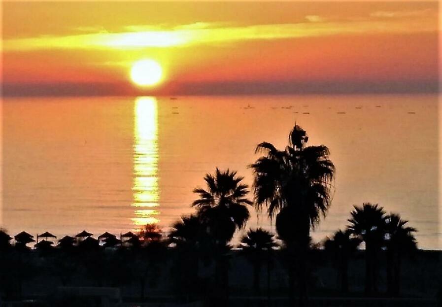 Apartamento En La Costa Del Sol , 푸엔히롤라 외부 사진